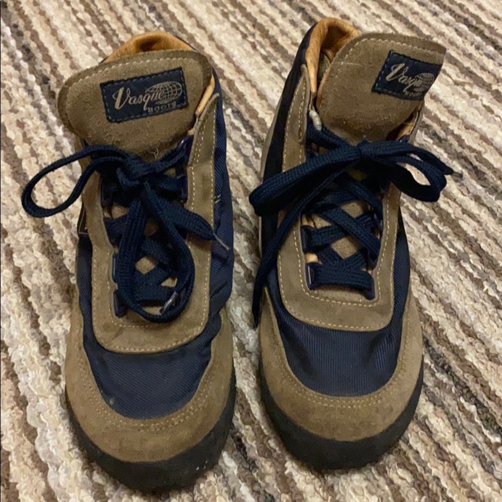 Vintage VASQUE Skywalk Hiking Boots